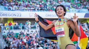 [中超]山东泰山连续进攻 卡扎伊什维利打空门得手